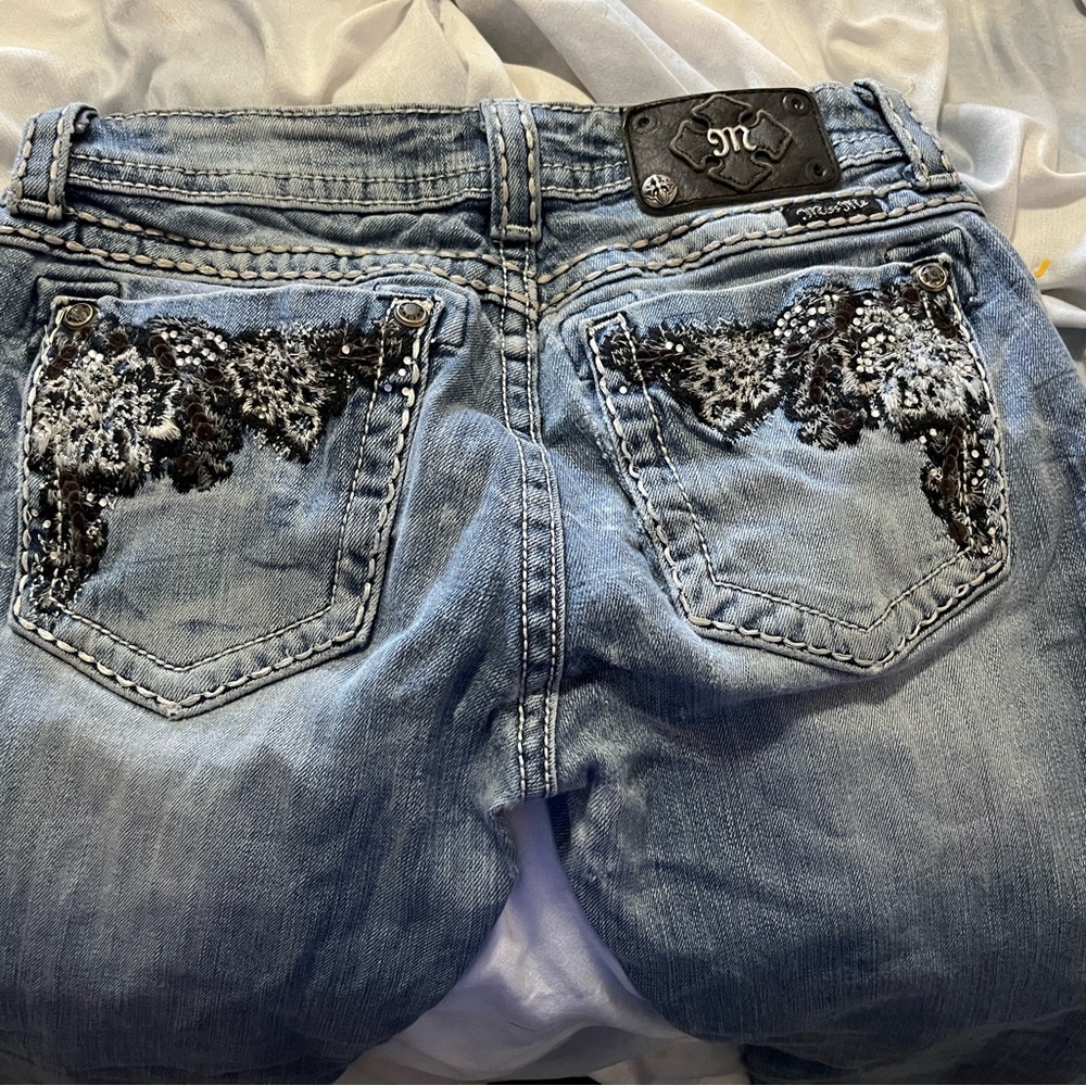Miss me straight jeans size 28
